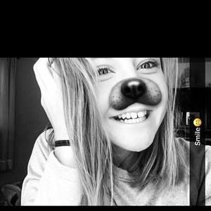 Meet your Posher, Caitlyn